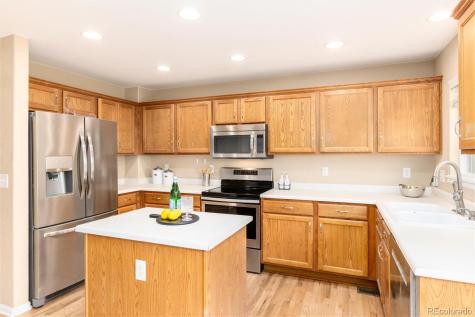 7454 S Lewiston Street Aurora CO 80016