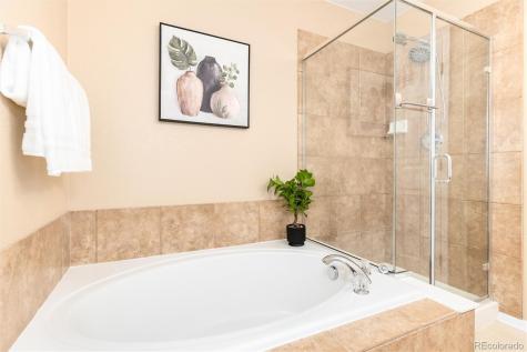 7454 S Lewiston Street Aurora CO 80016