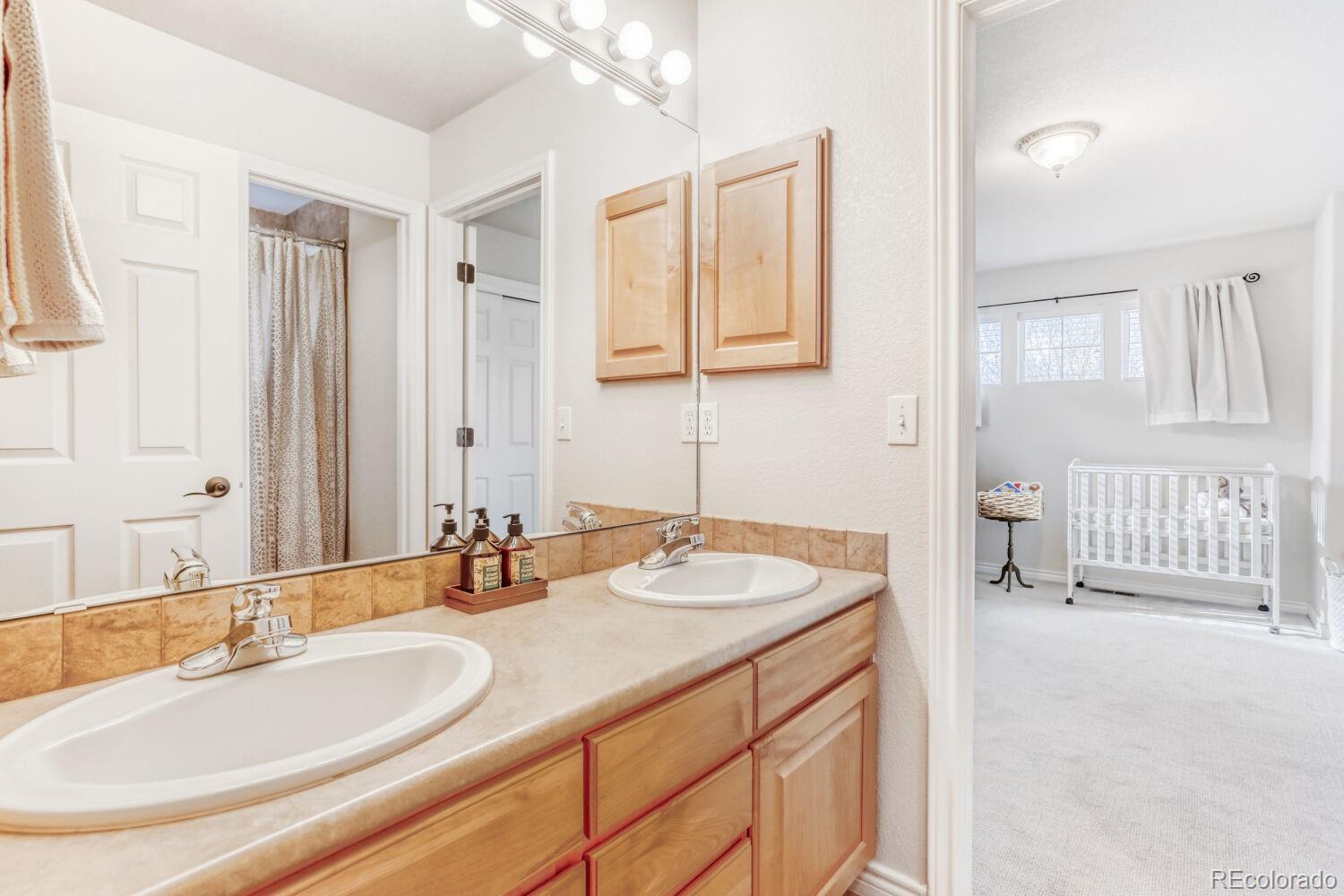 1043 Wyndemere Circle Longmont CO 80504