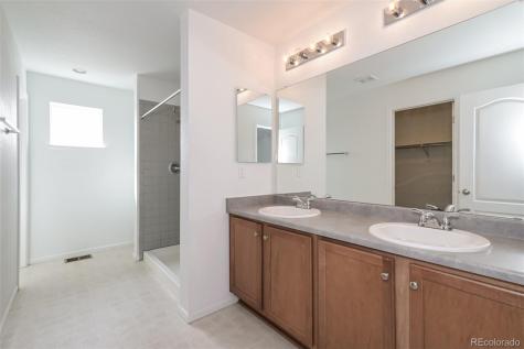 25605 E Maple Place Aurora CO 80018