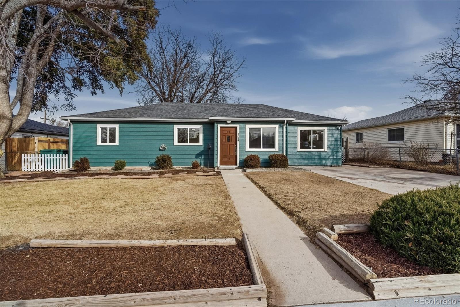 1084 Vaughn Street Aurora CO 80011