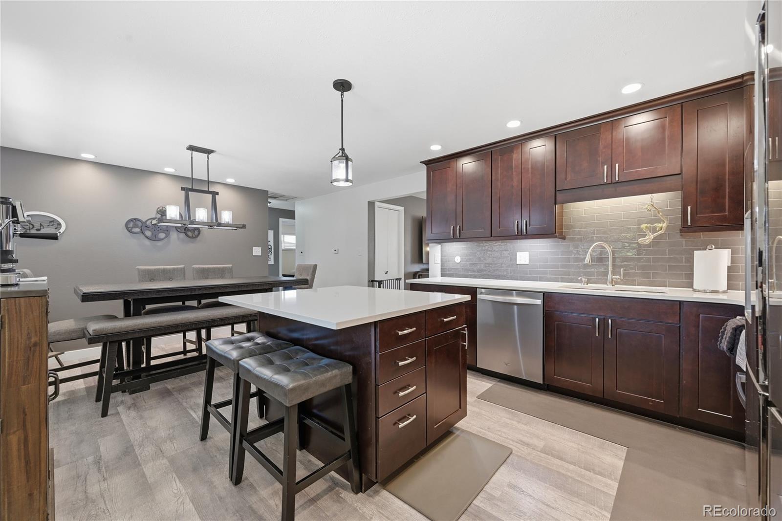 1637 S Balsam Court Lakewood CO 80232