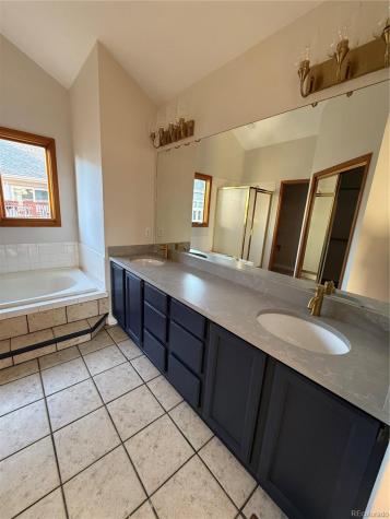 5863 S Danube Street Aurora CO 80015