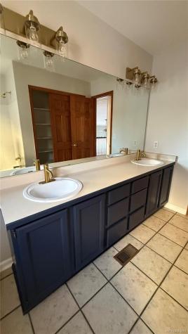 5863 S Danube Street Aurora CO 80015