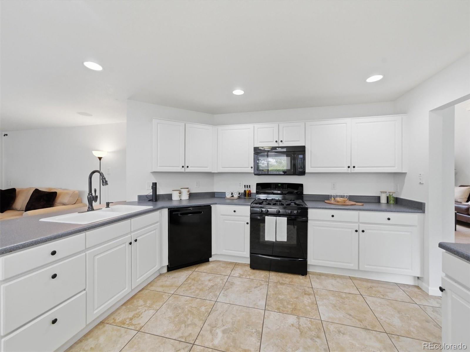 8722 W Ute Drive Littleton CO 80128