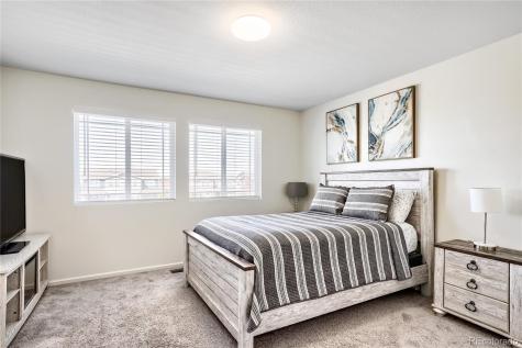 6211 N Malaya Street Aurora CO 80019