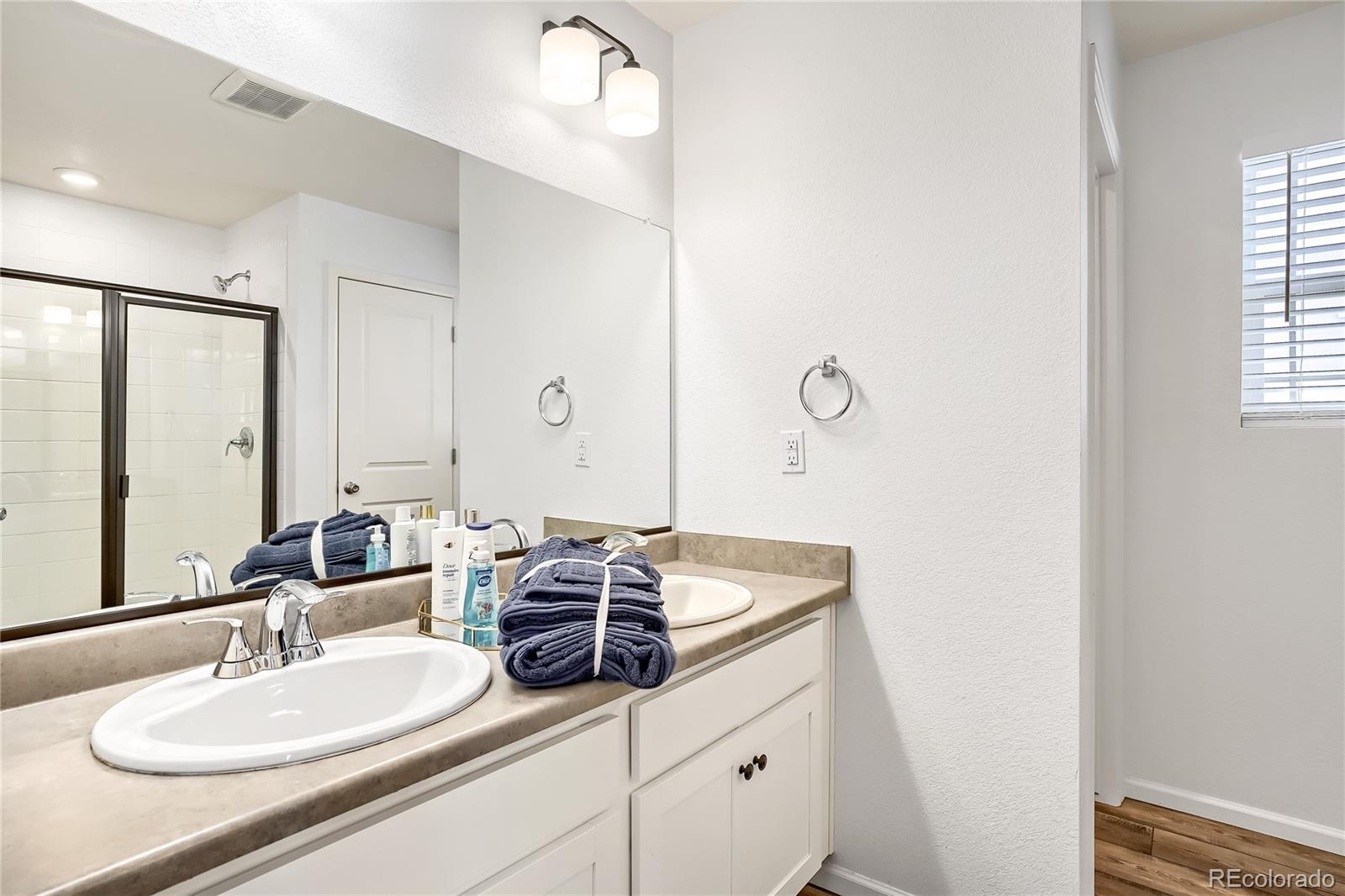 6211 N Malaya Street Aurora CO 80019