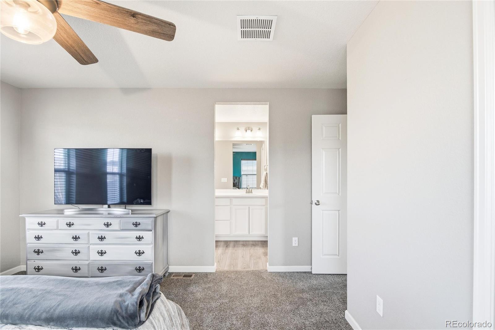 4628 S Nepal Way Aurora CO 80015