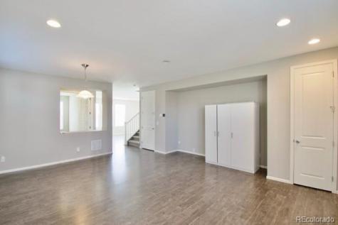 2082 S Cathay Way Aurora CO 80013