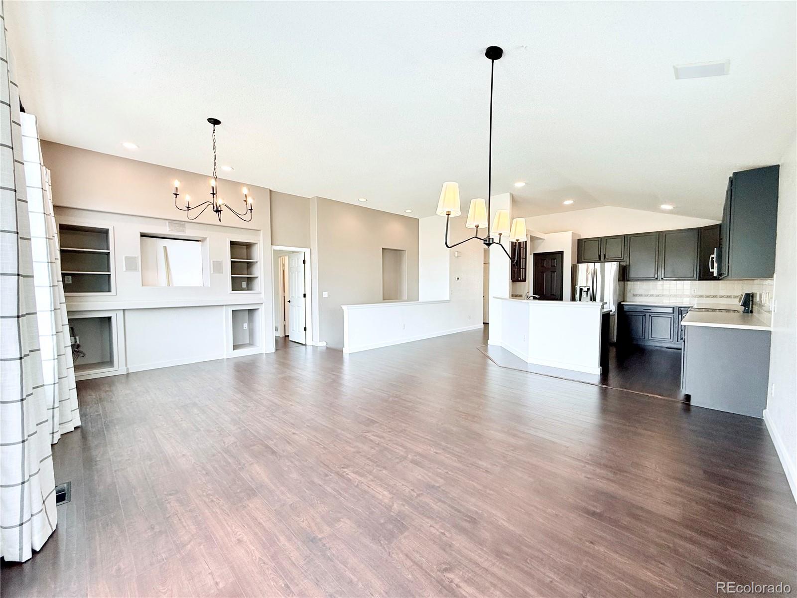 5910 S Valdai Way Aurora CO 80015