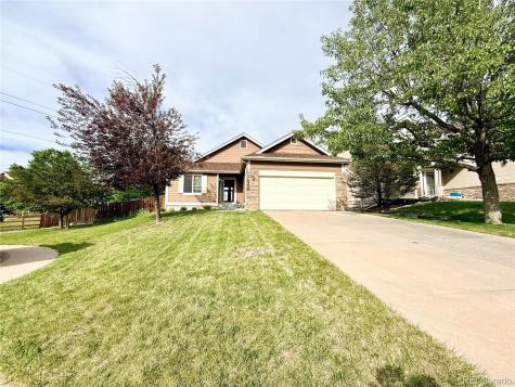 5910 S Valdai Way Aurora CO 80015