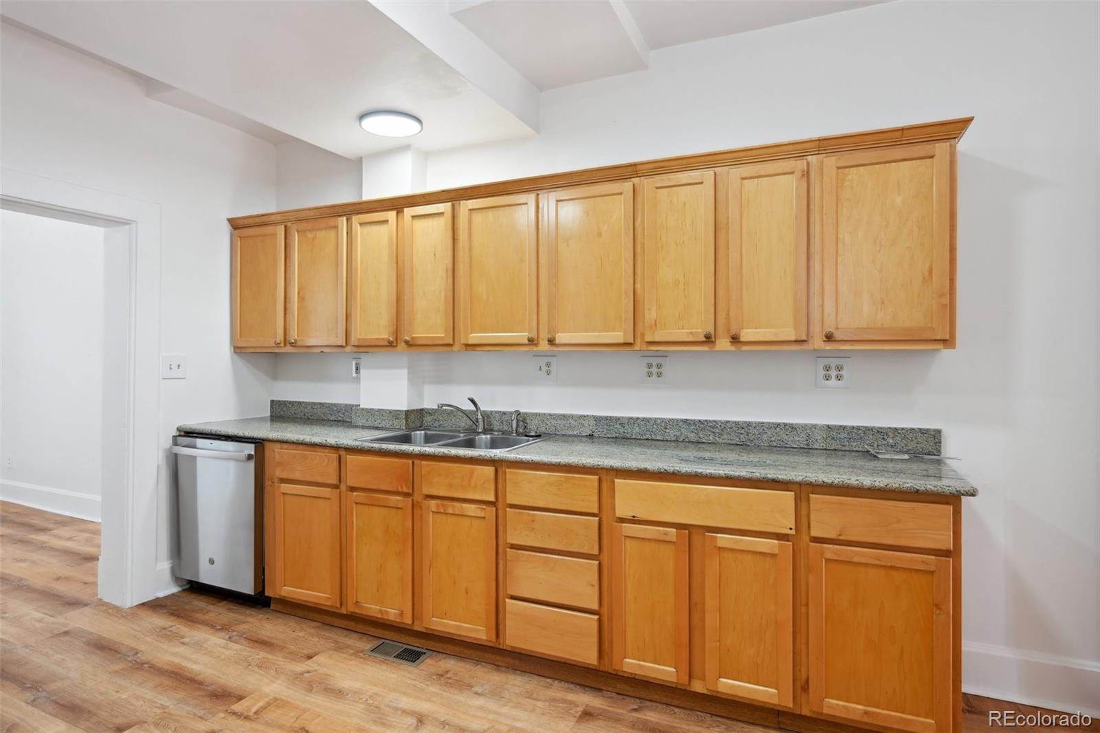 253 N Lincoln Street Denver CO 80203