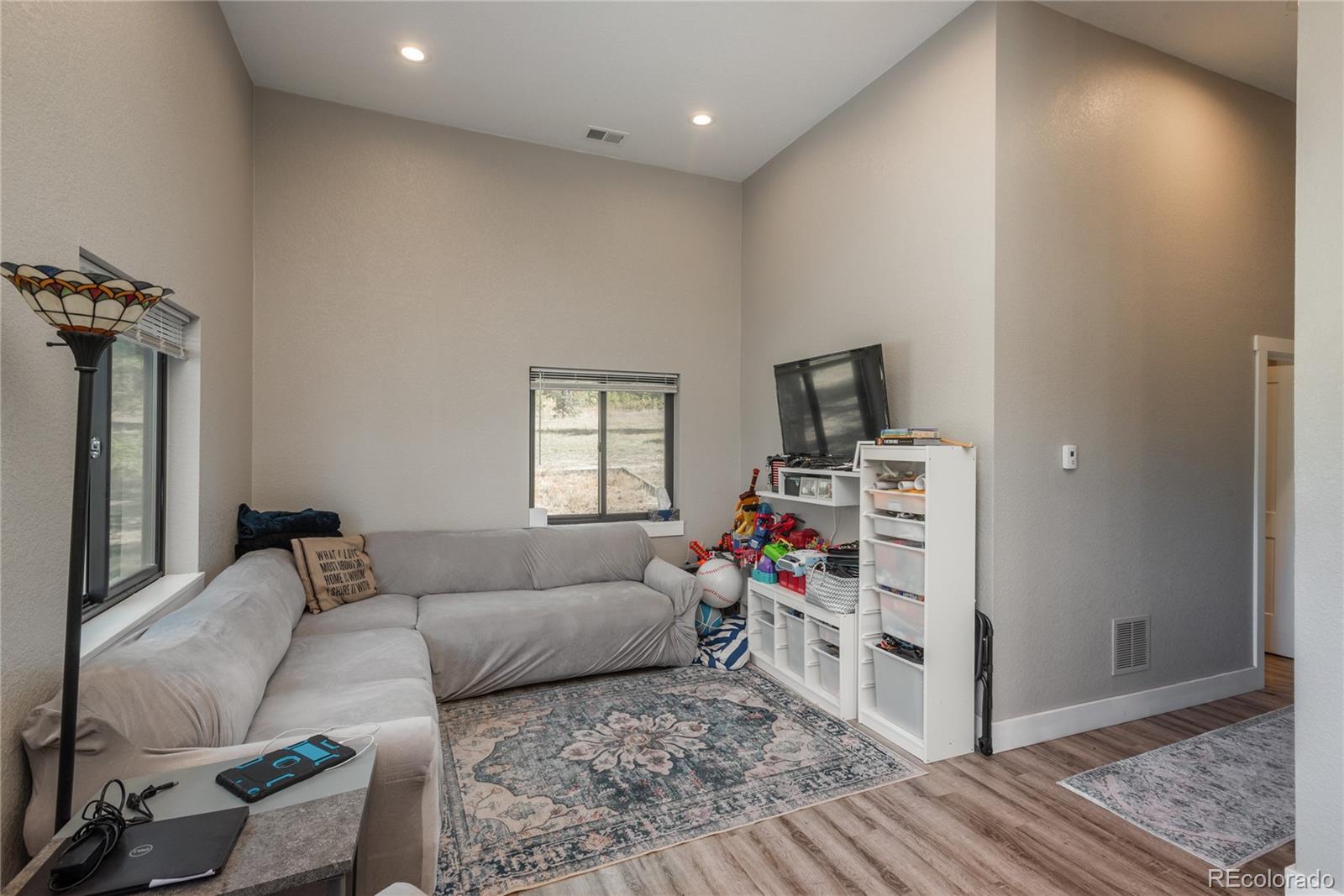 854 N Russellville Road Franktown CO 80116