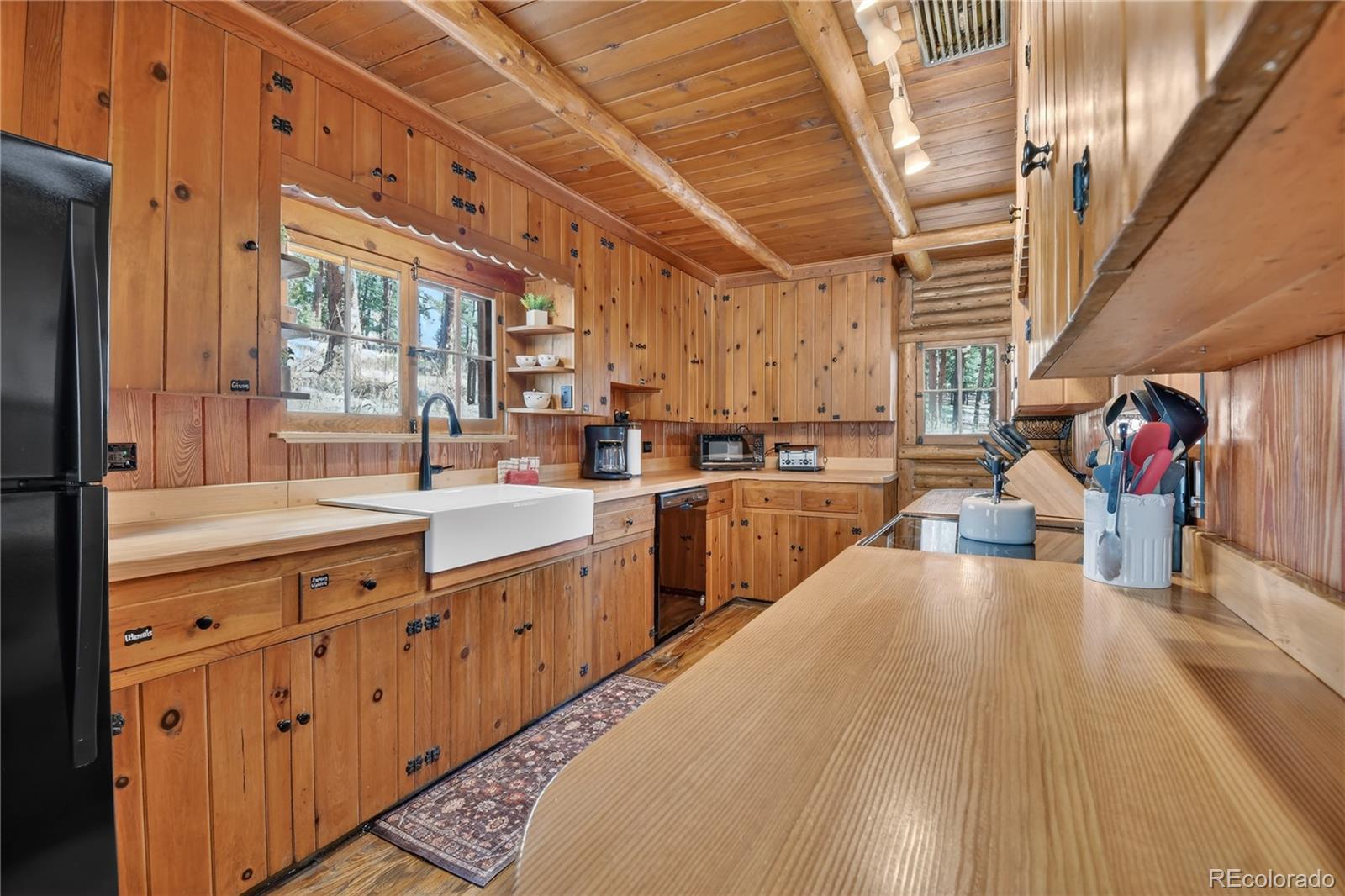 23301 Shoshone Road Indian Hills CO 80454