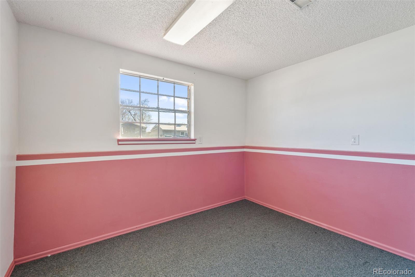 4096 London Lane Colorado Springs CO 80916