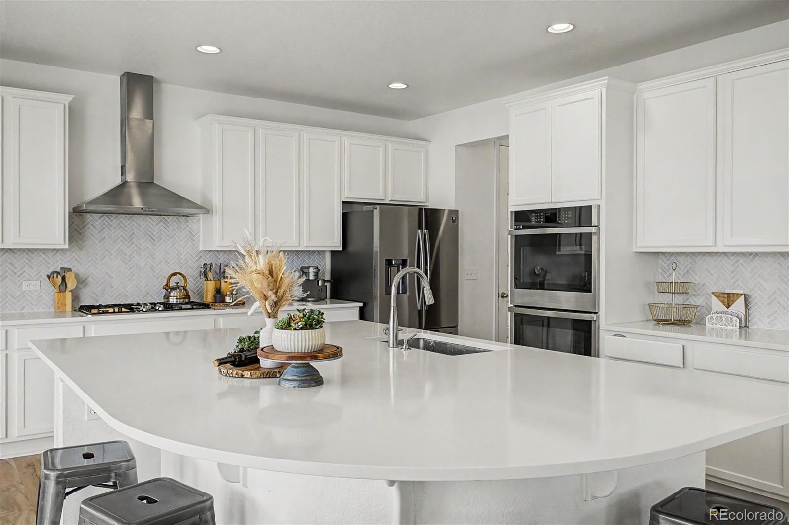 3845 Eaton Park Street Aurora CO 80019