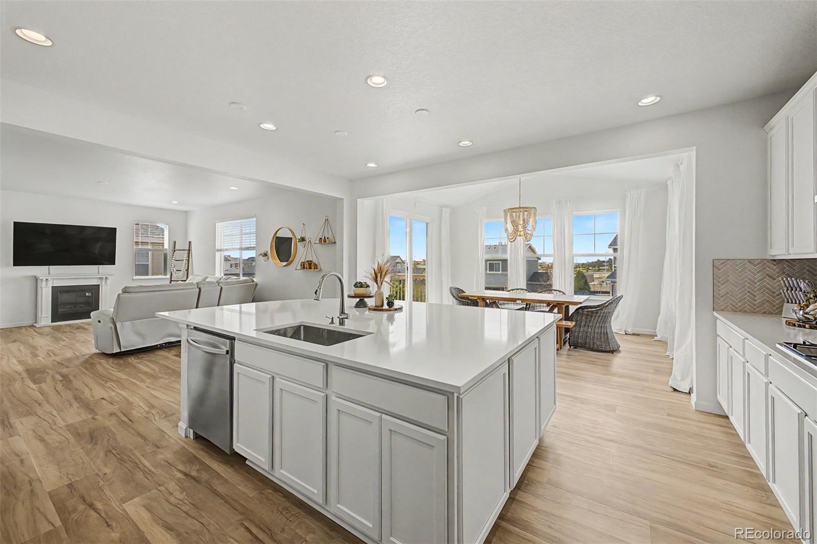 3845 Eaton Park Street Aurora CO 80019