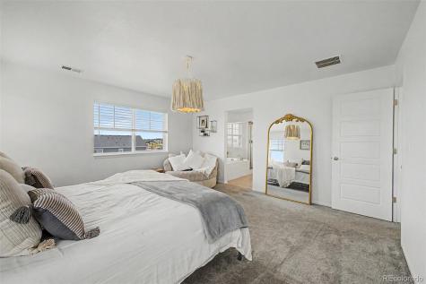 3845 Eaton Park Street Aurora CO 80019