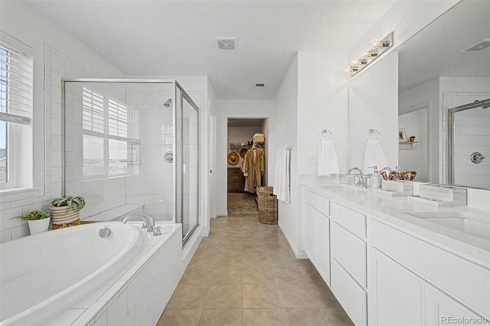 3845 Eaton Park Street Aurora CO 80019