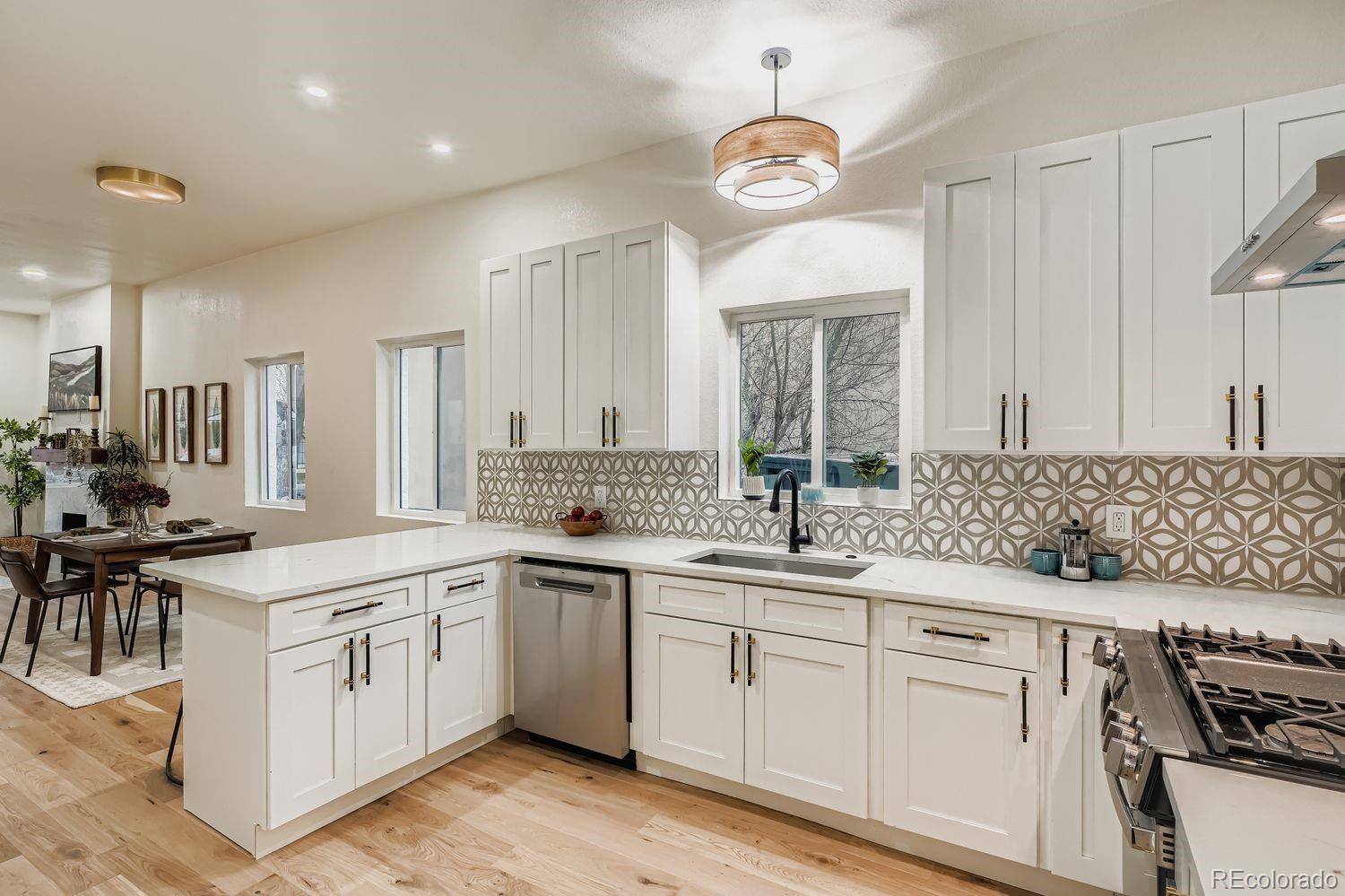 2423 Glenarm Place Denver CO 80205