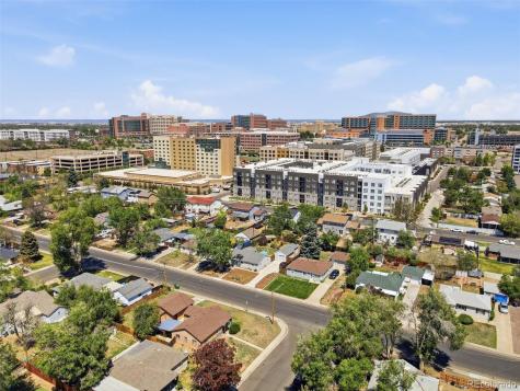 1297 Worchester Street Aurora CO 80011