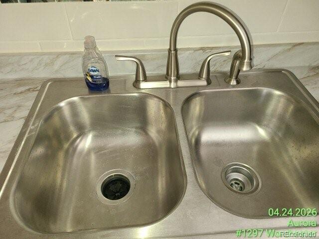 1297 Worchester Street Aurora CO 80011