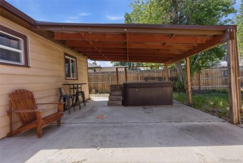 1297 Worchester Street Aurora CO 80011
