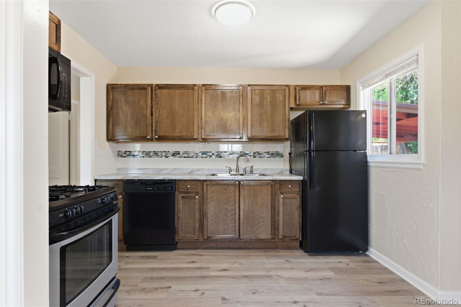 1297 Worchester Street Aurora CO 80011