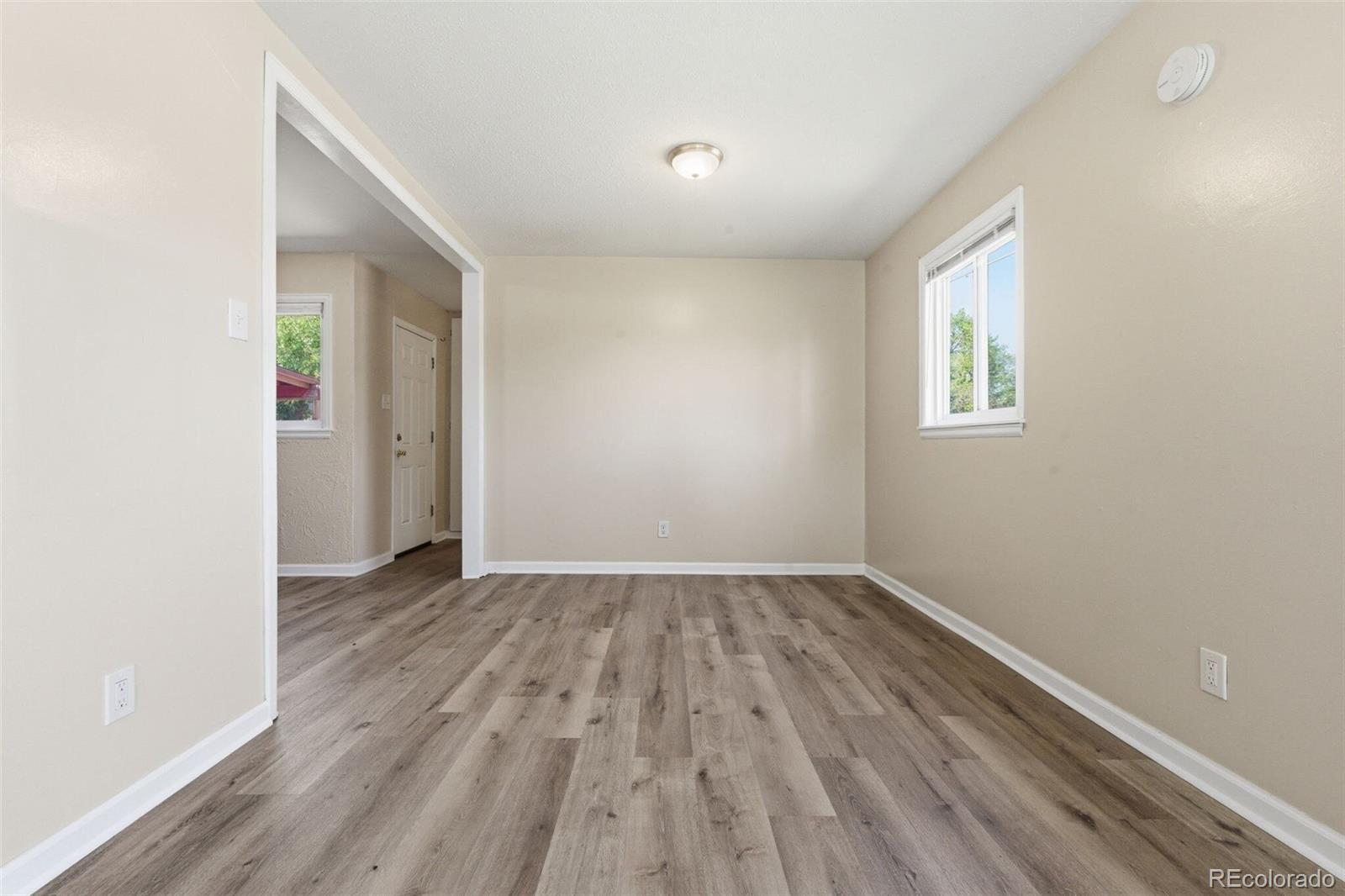 1297 Worchester Street Aurora CO 80011