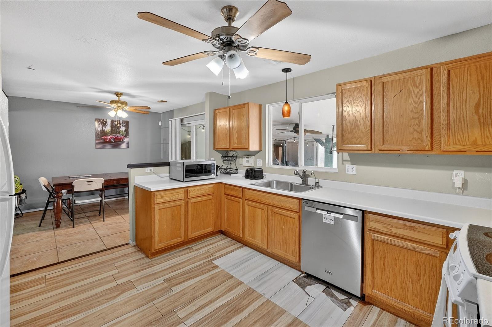 15852 E 48th Place Denver CO 80239