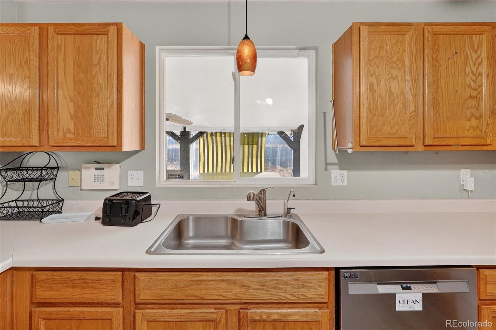 15852 E 48th Place Denver CO 80239