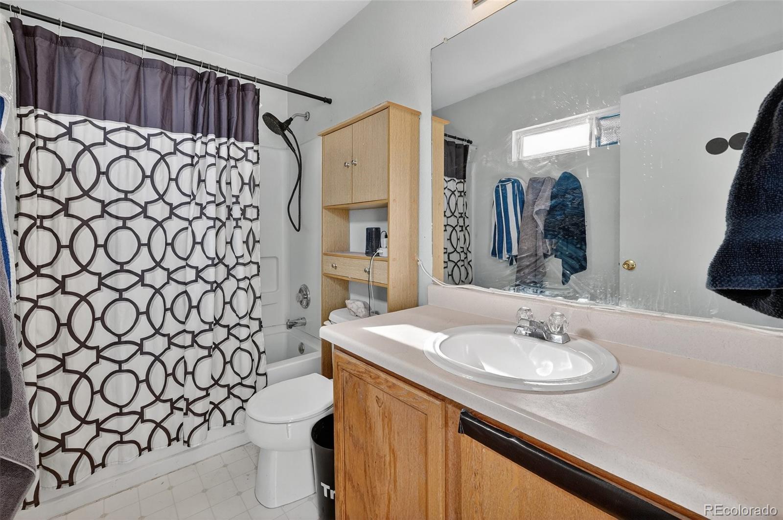 15852 E 48th Place Denver CO 80239