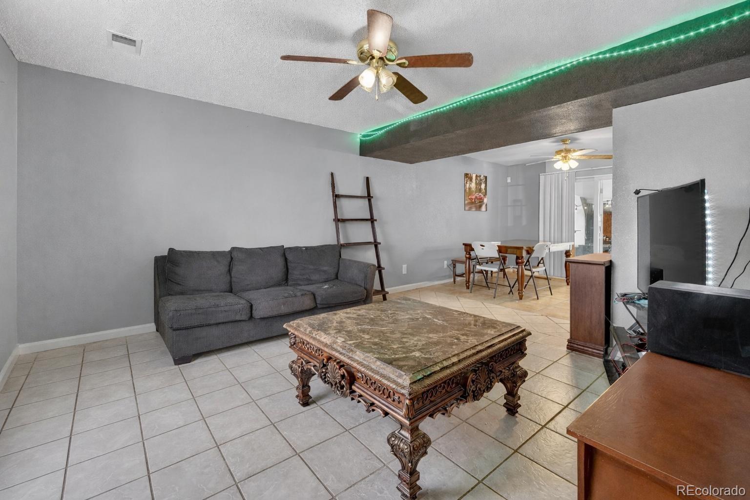 15852 E 48th Place Denver CO 80239