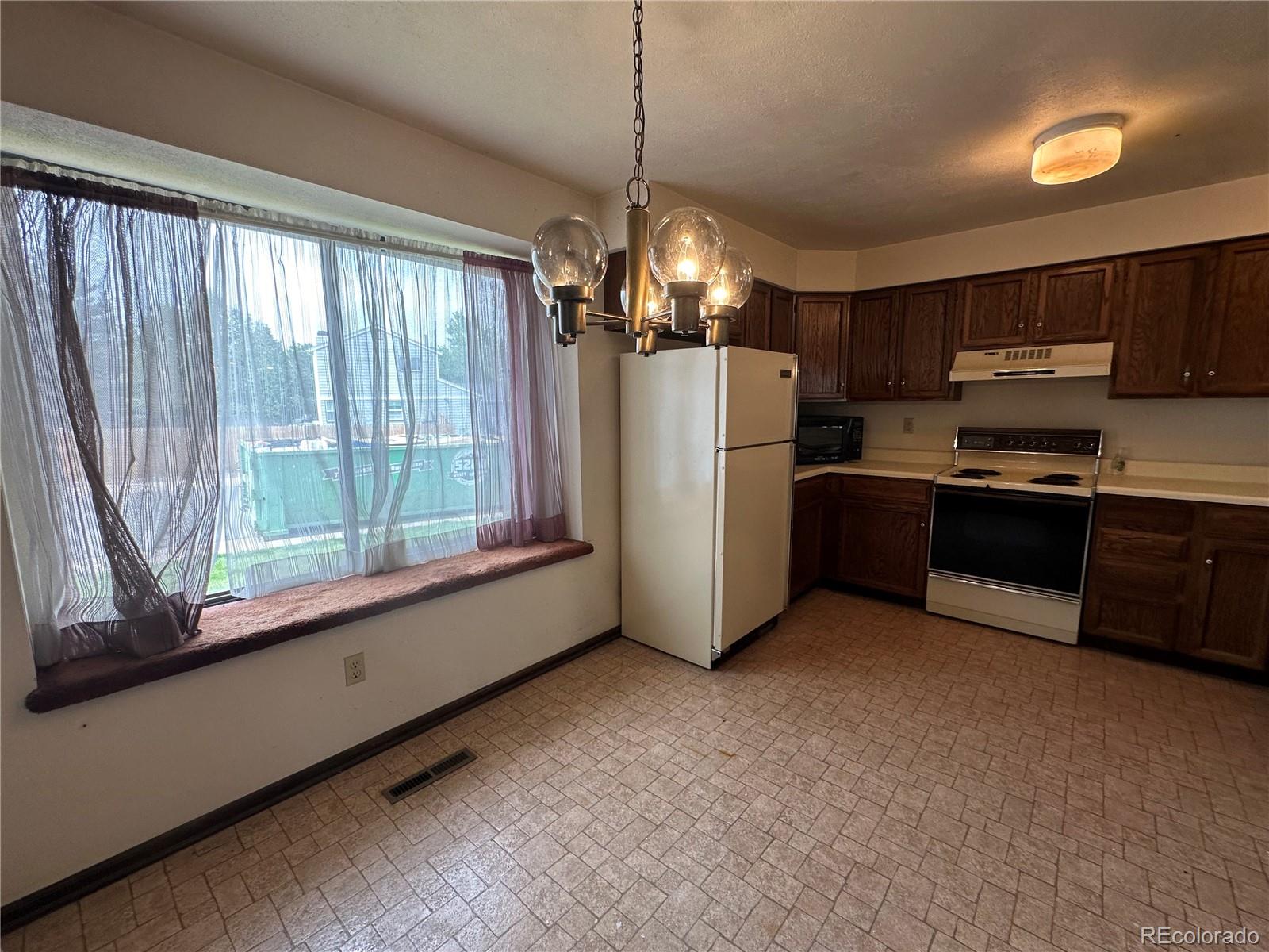 12124 W Vail Pass Littleton CO 80127