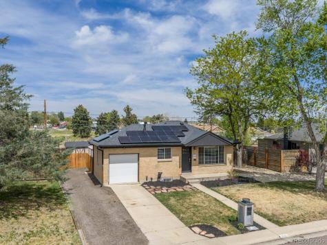 1741 E 105th Place Northglenn CO 80233