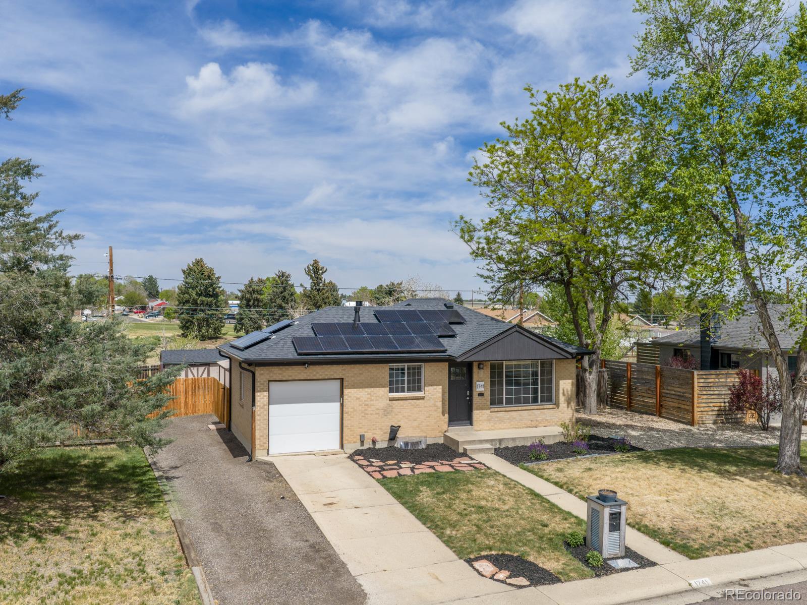 1741 E 105th Place Northglenn CO 80233