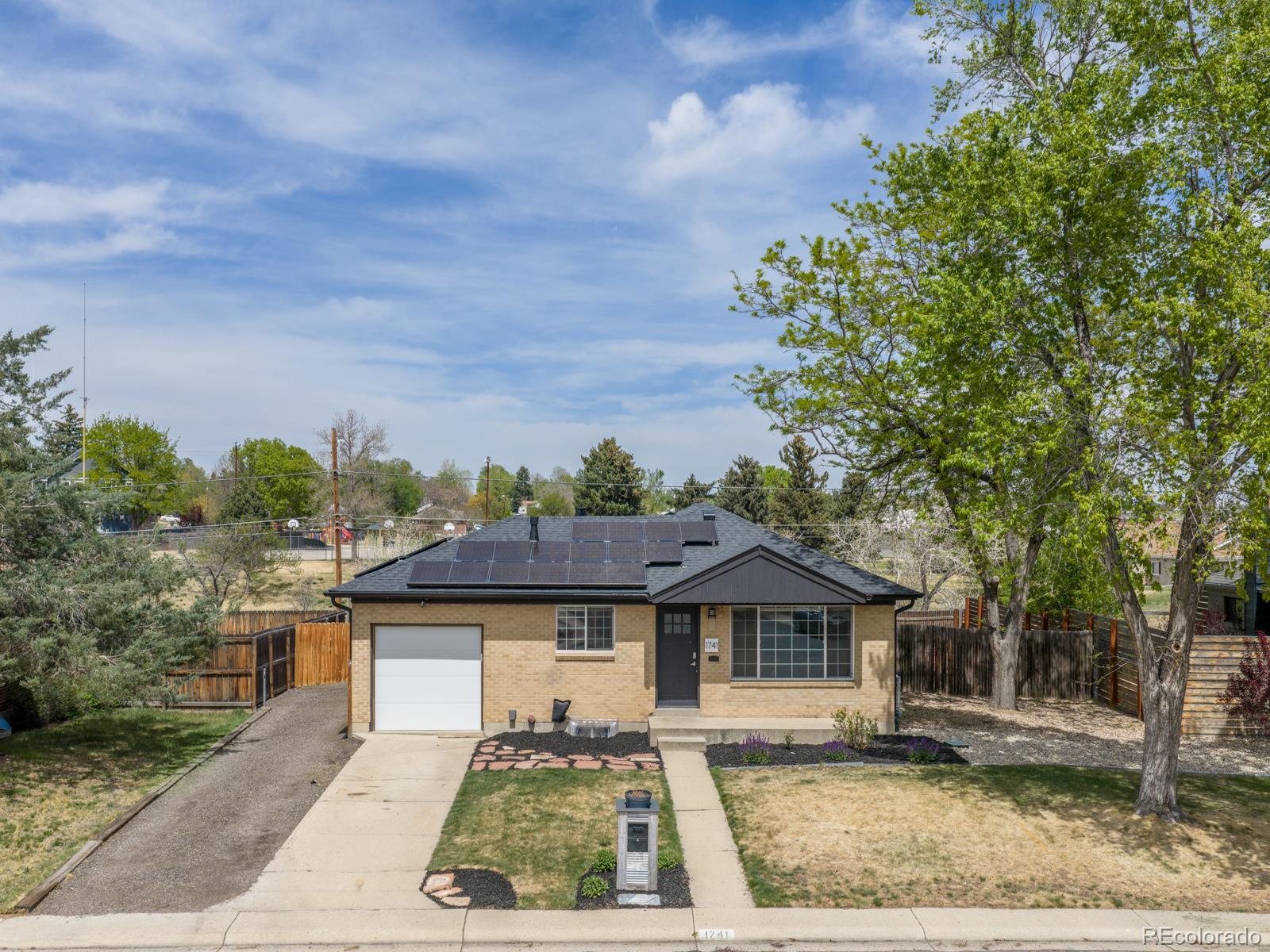 1741 E 105th Place Northglenn CO 80233