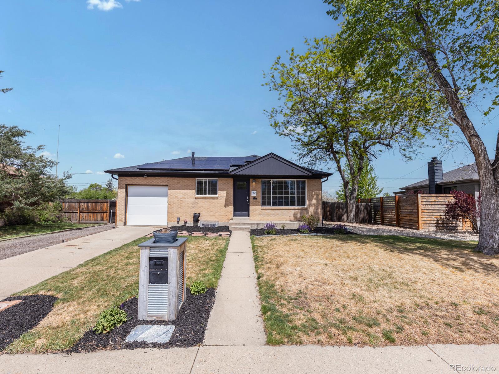 1741 E 105th Place Northglenn CO 80233