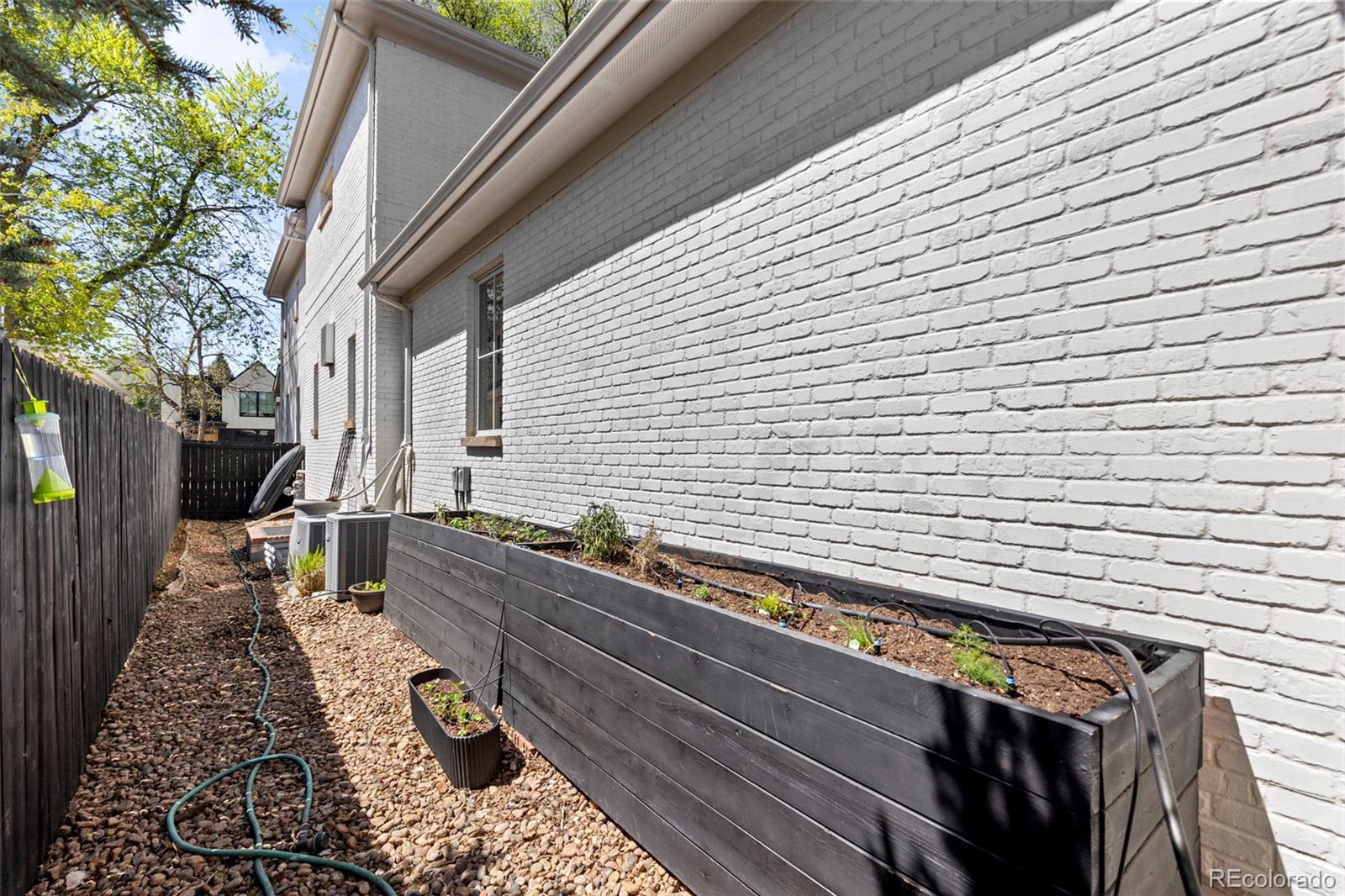 2424 S Madison Street Denver CO 80210