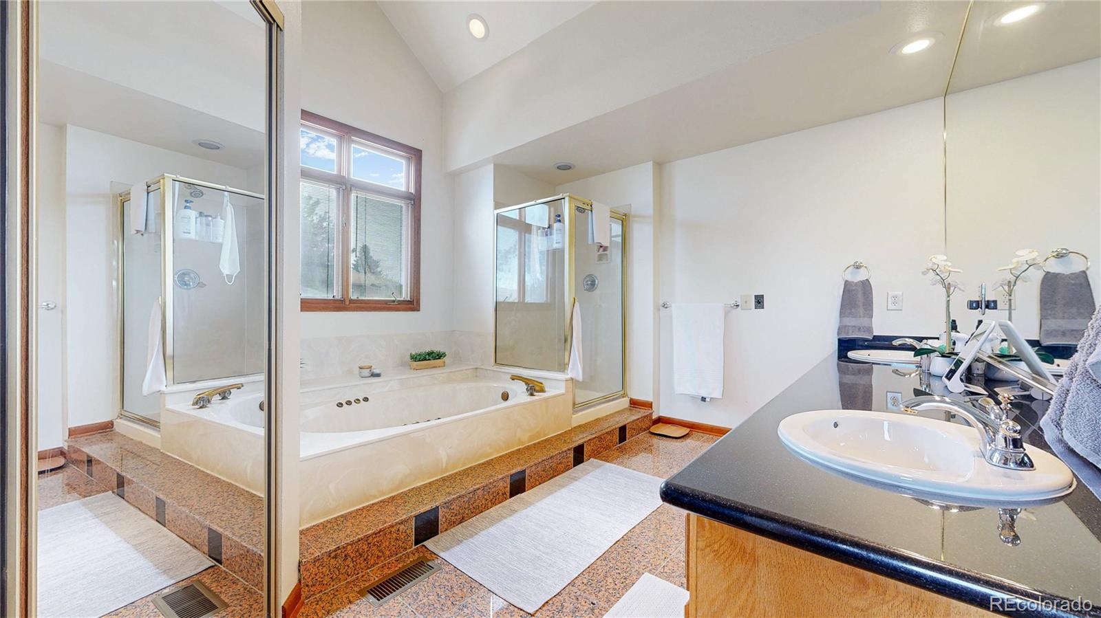 2462 Country Club Loop Denver CO 80234