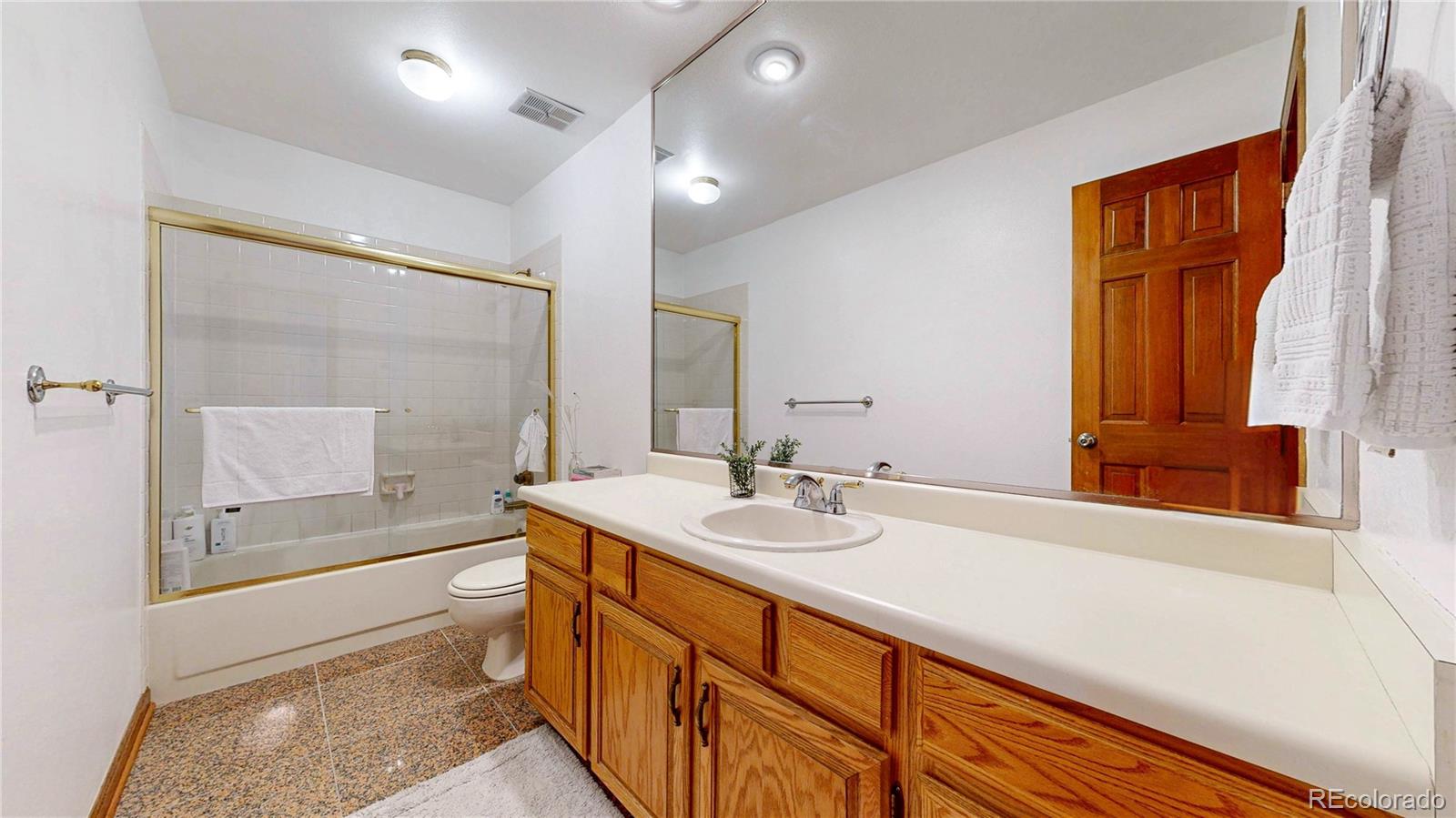2462 Country Club Loop Denver CO 80234