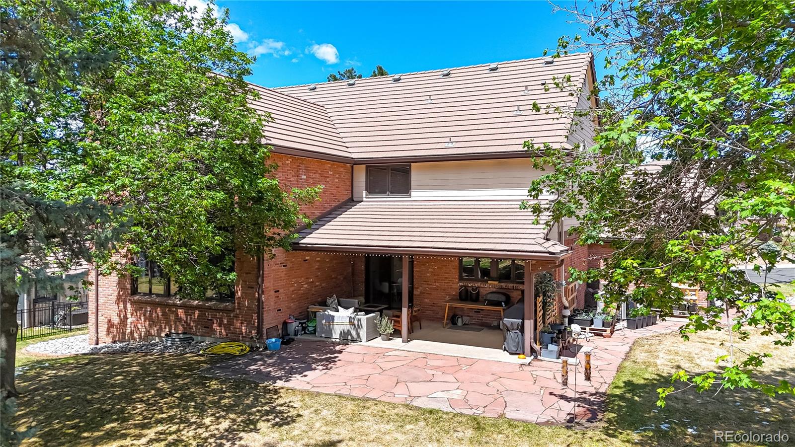 2462 Country Club Loop Denver CO 80234