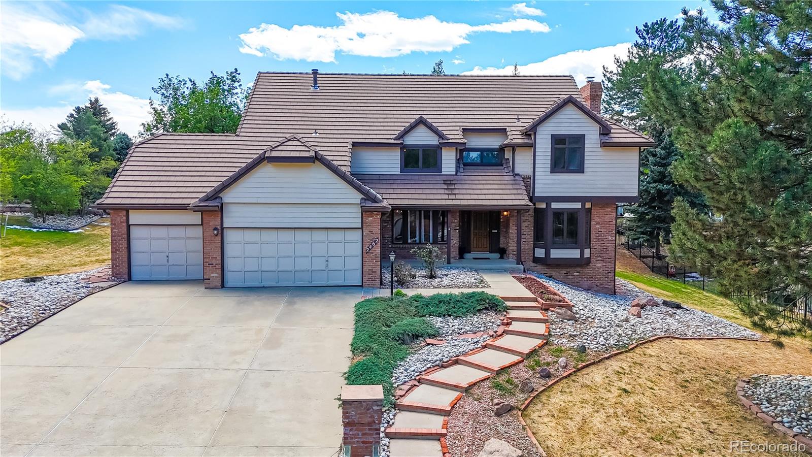 2462 Country Club Loop Denver CO 80234