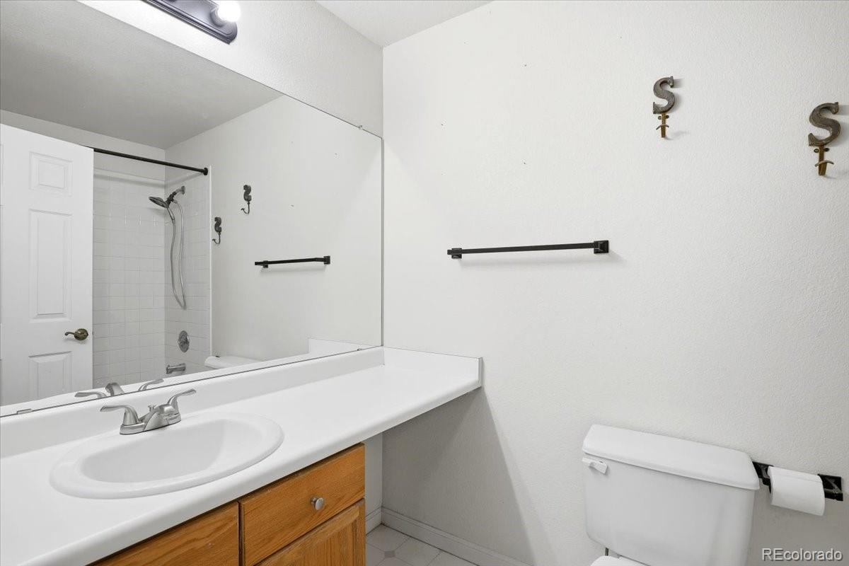 3449 S Espana Court Aurora CO 80013