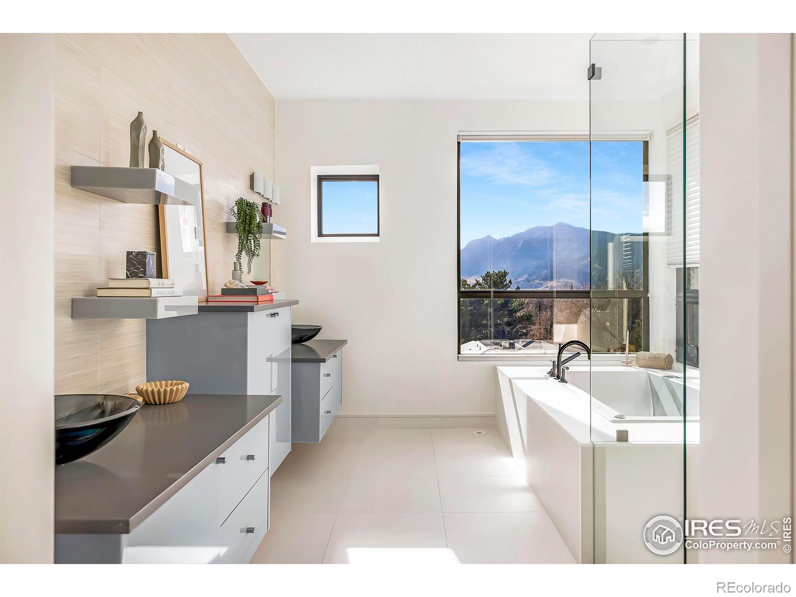 1205 Meadow Avenue Boulder CO 80304