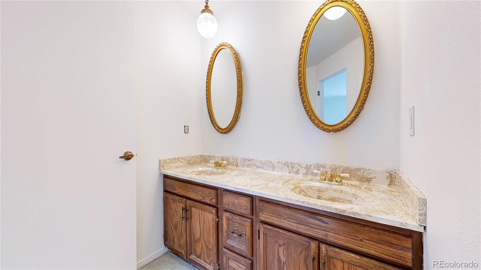 7415 W Radcliff Avenue Littleton CO 80123