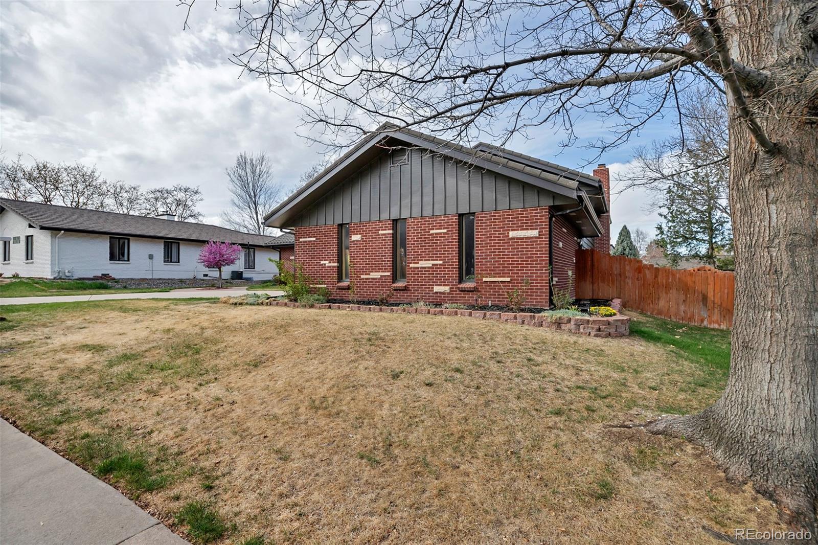 3608 S Newport Way Denver CO 80237