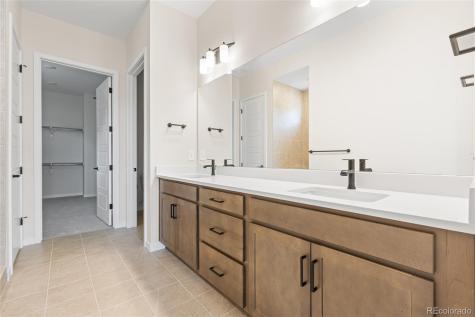 22057 E Rockinghorse Parkway Aurora CO 80016