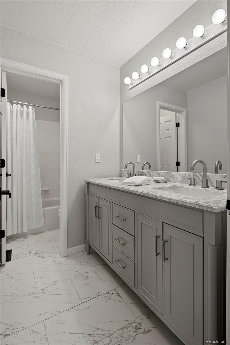 17236 E Wyoming Drive Aurora CO 80017