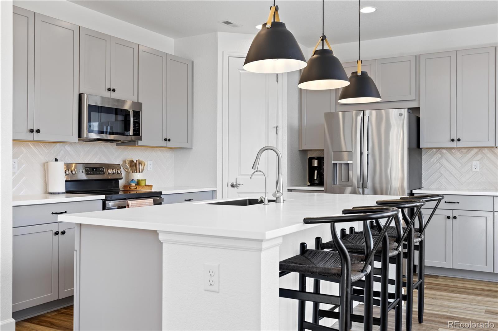 664 N Yantley Street Aurora CO 80018